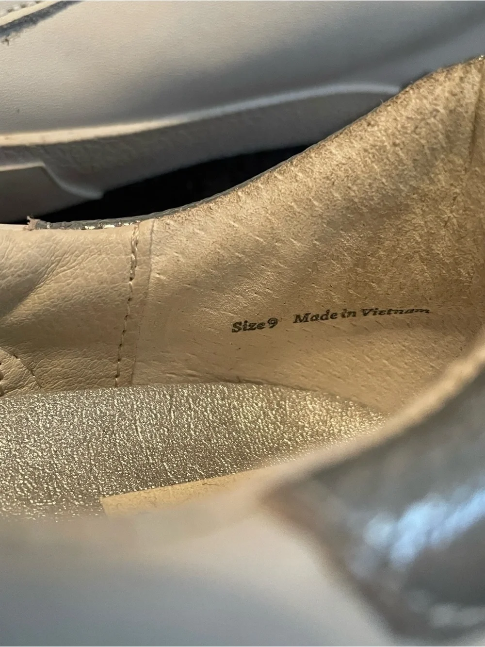 Dolce‎ Vita Women's White Silver Zina Glittered Snake Print Sneakers Size 9